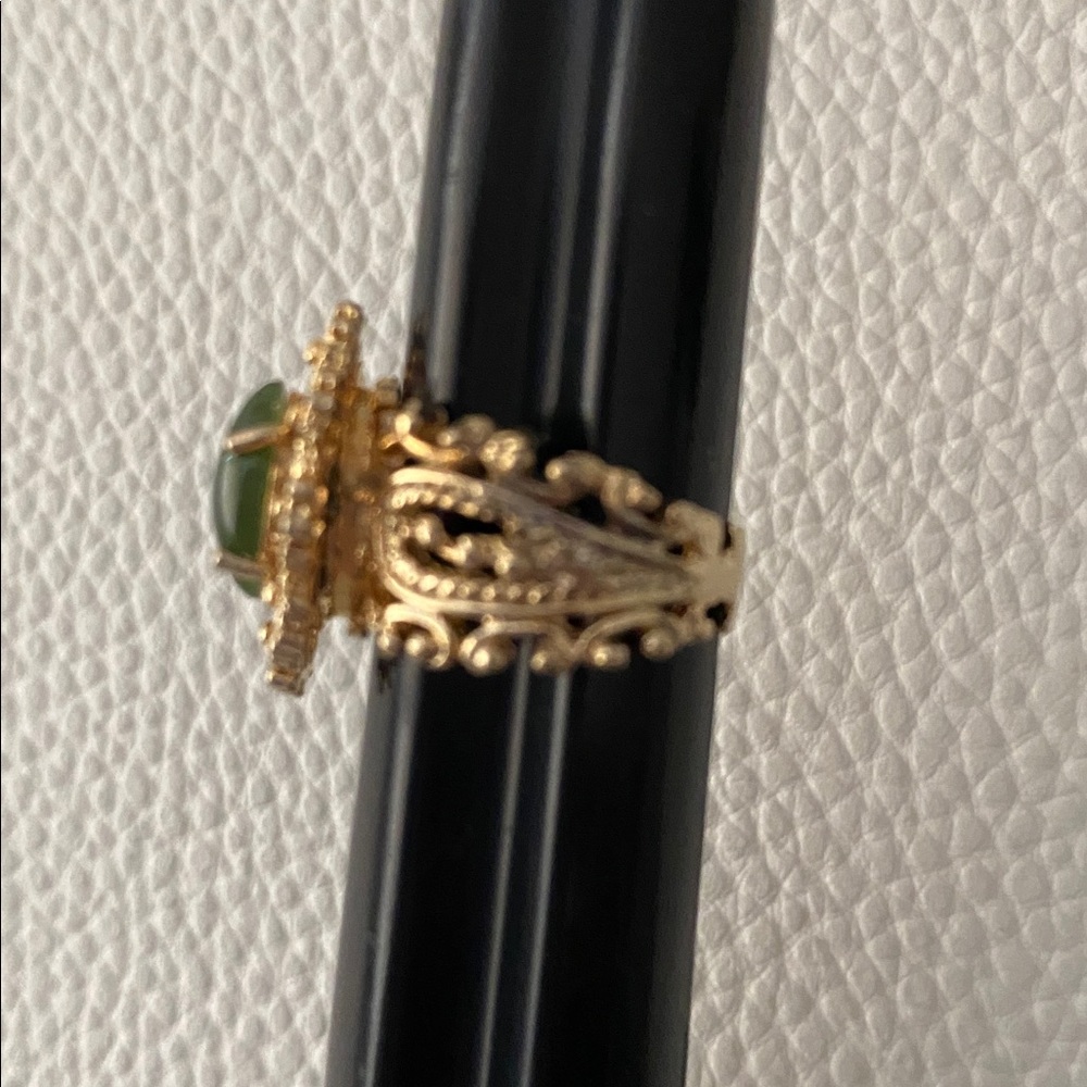 Vintage Gold and Green Women's Ring size 5 - Picture 3 of 4